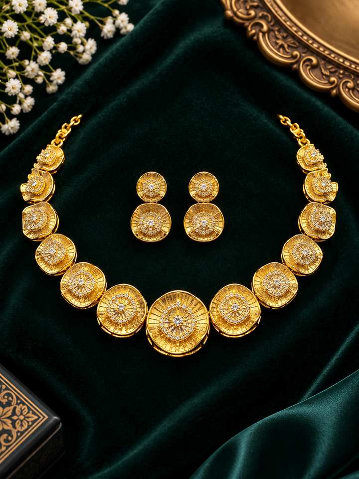 Noya Gold Necklace Set