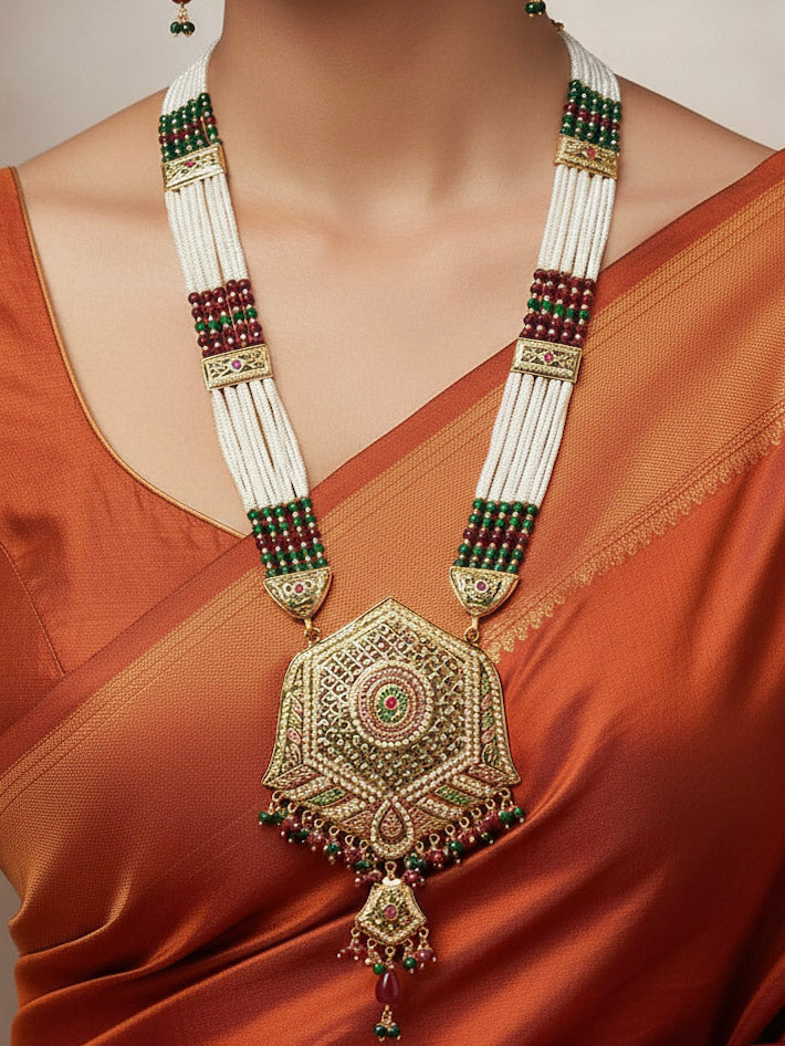 Meherunissa  Necklace Set