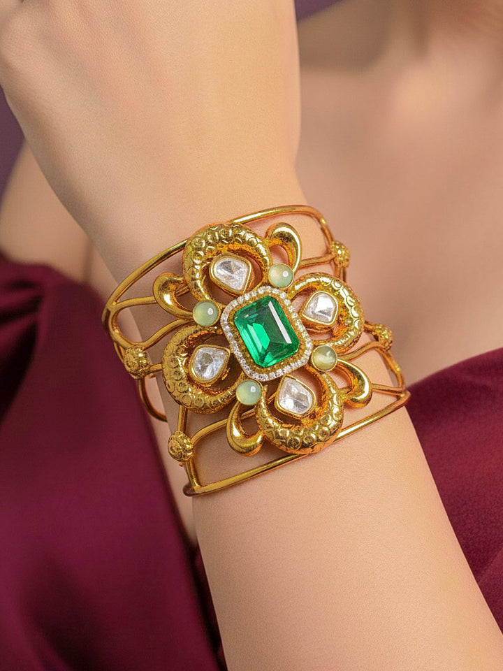 Aziza Mint Green Bracelet (Adjustable)