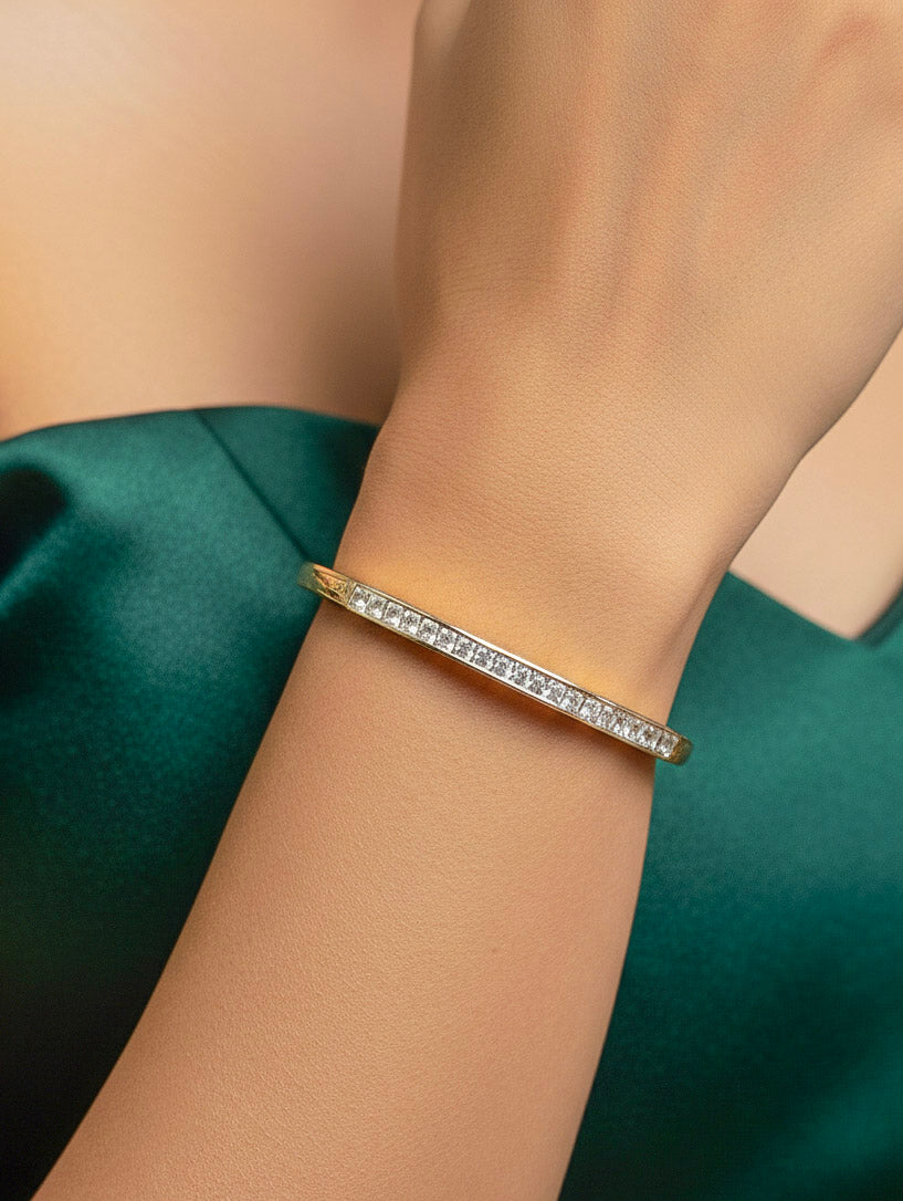Diamira Gold Bracelet (Openable)