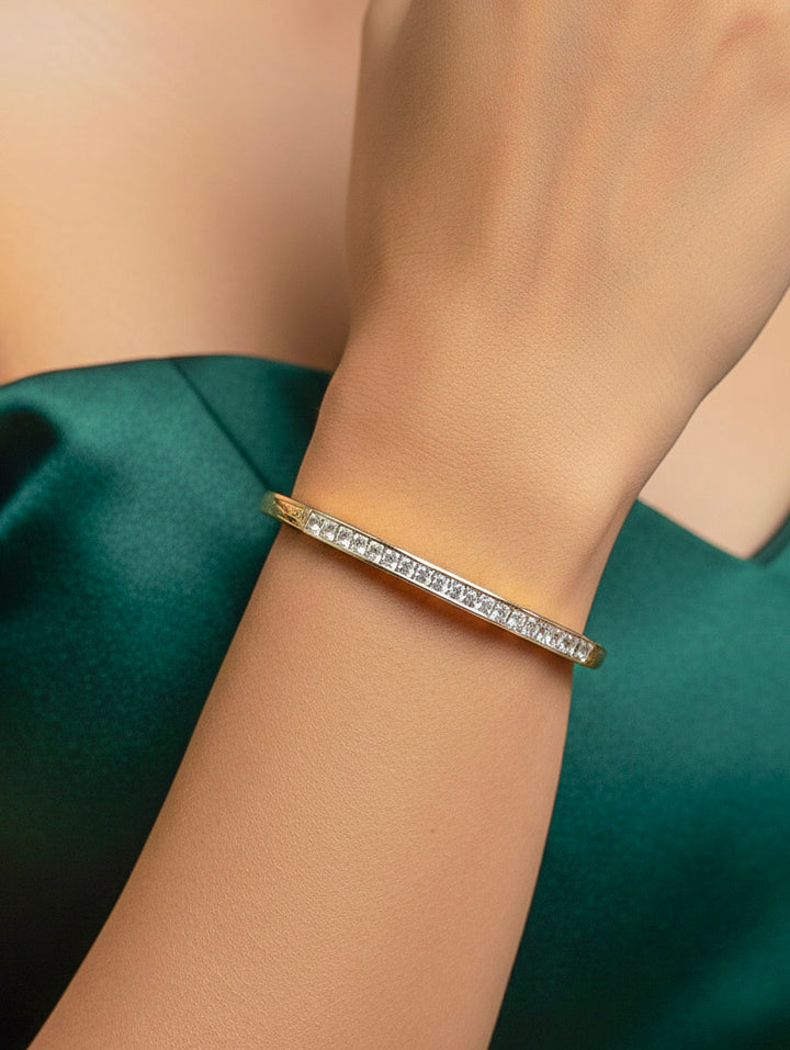 Diamira Gold Bracelet (Openable)