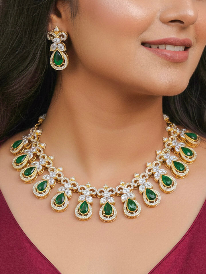 Green Dilina Necklace Set
