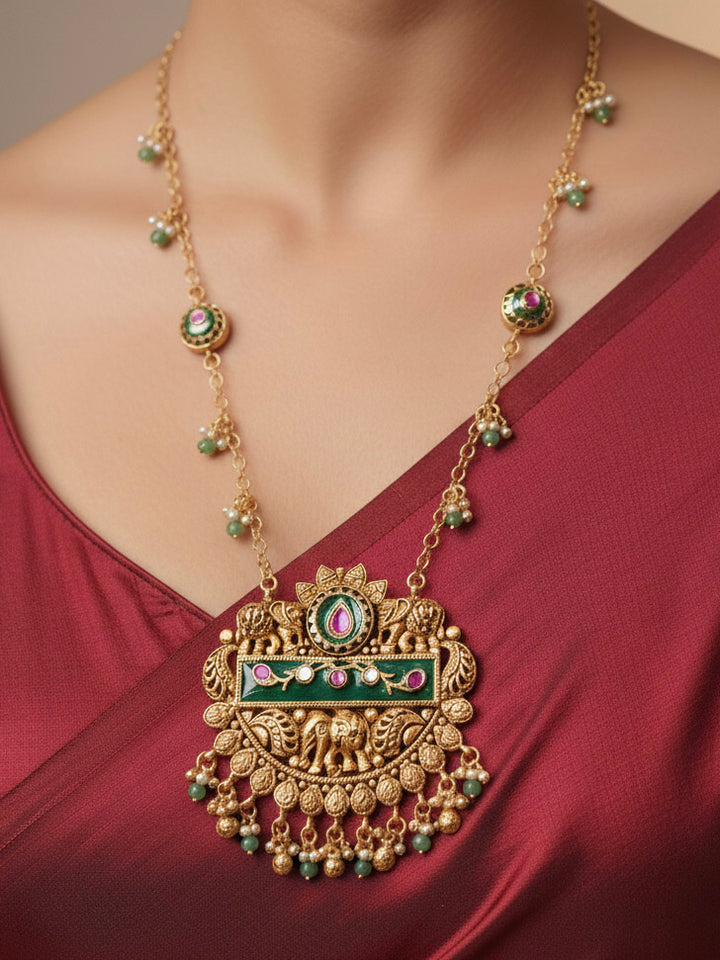 Saima Necklace Set