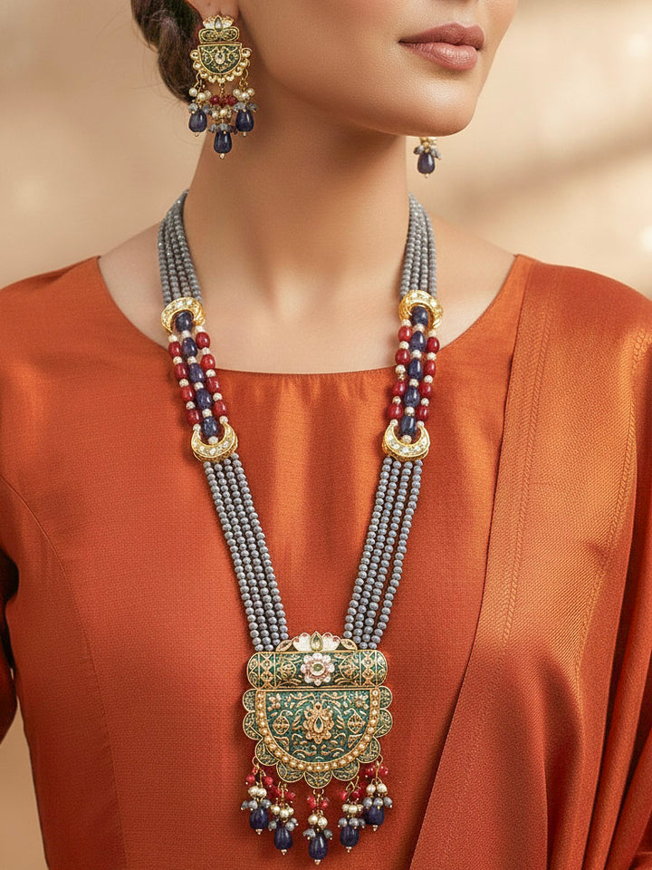 Grey Iman Necklace Set