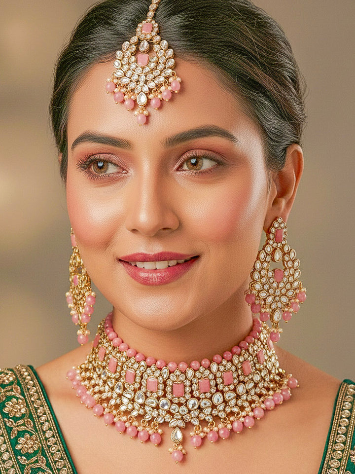 Aahana Choker Necklace Set