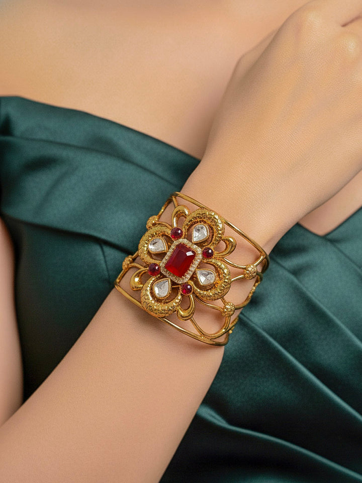 Aziza Red Bracelet (Adjustable)
