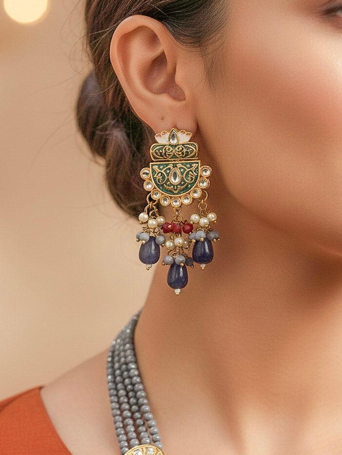 Grey Iman Necklace Set