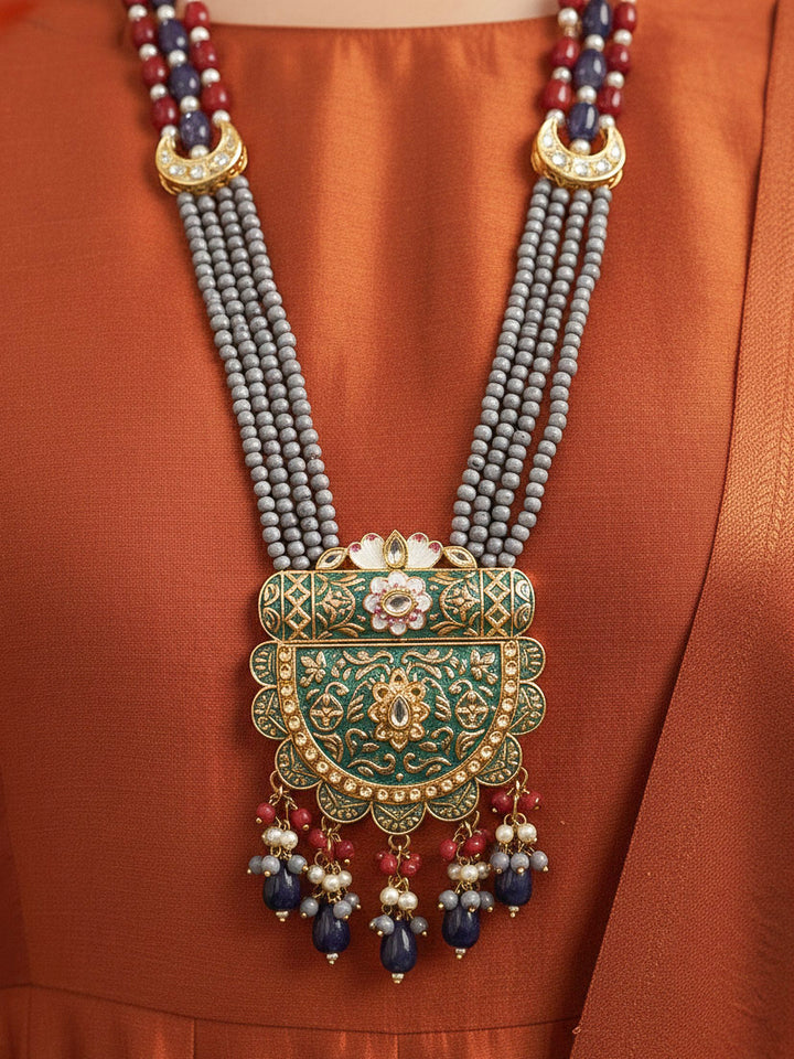 Grey Iman Necklace Set