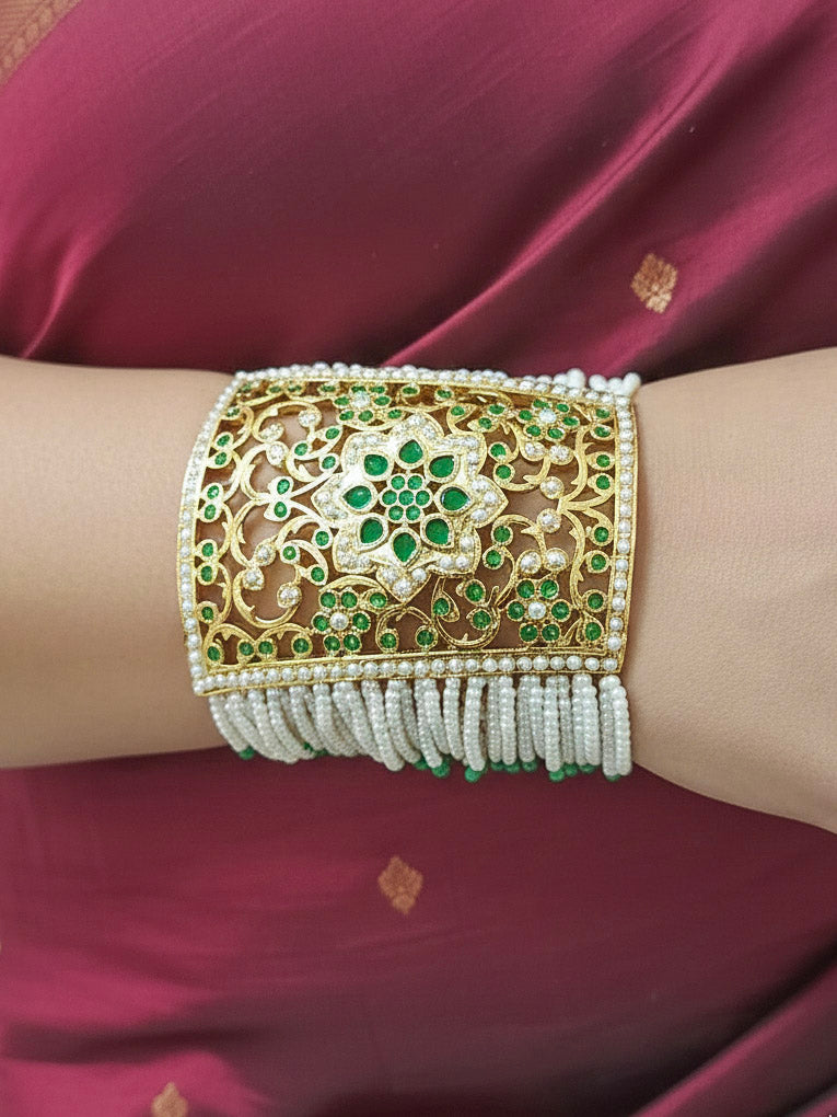 Vasundhara Green Bracelet