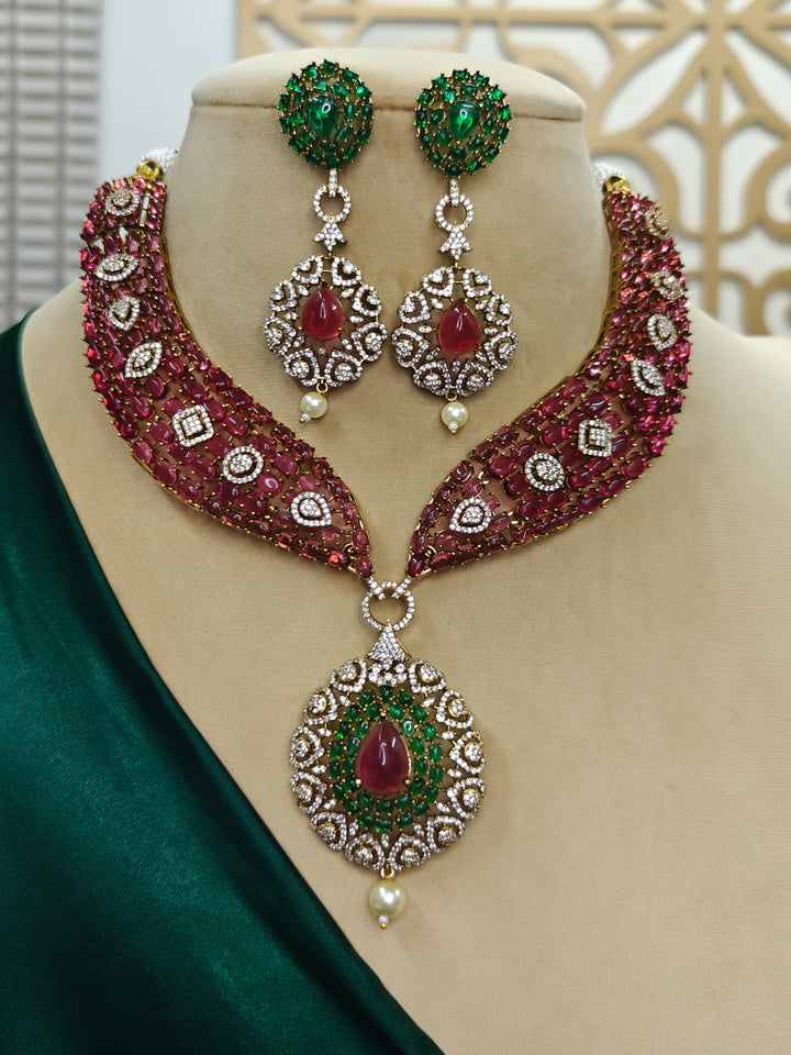 "A woman showcasing a beautiful artificial diamond and pota stone necklace and earrings set, ideal for festivals, family gatherings, and special celebrations in India. This elegant diamond jewelry provides the perfect blend of sparkle and tradition, with a modern twist."