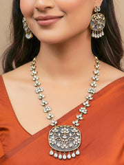 Grey Bhavna Kundan Necklace Set