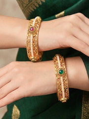 Lazari Gold Bangles - Set of 2 (Size 2.6&2.8)