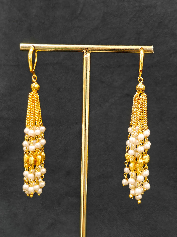Manimaala White Necklace Set