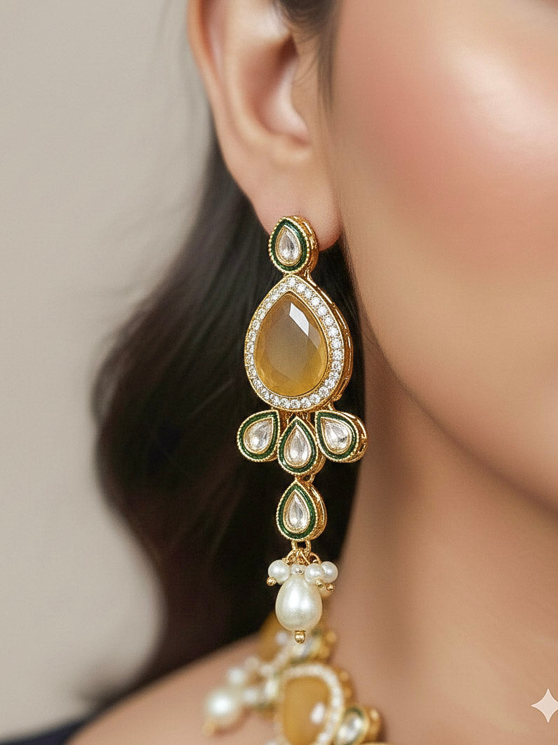 Close-up of a woman wearing an ornate traditional Peach Choker jewellery set and earrings and maangtikka with Kundan, Monalisa Stone, American Diamonds, Beads and Reverse American Diamonds and tumble stones. A graceful woman wearing a trending Colored Stone necklace for a 2026 wedding celebration. Elegant wedding jewelry look featuring a premium artificial Colored Stone necklace.