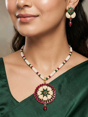 Sagarika Pendant Set