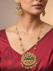 Saima Heritage Necklace Set