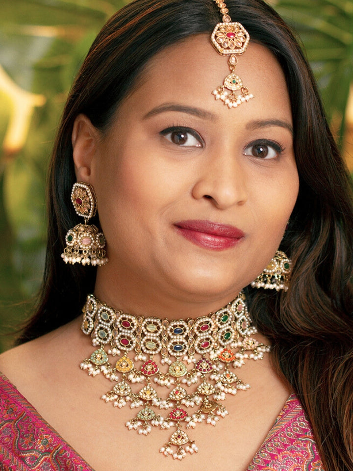 Multicolor Vedanshi Choker Necklace Set