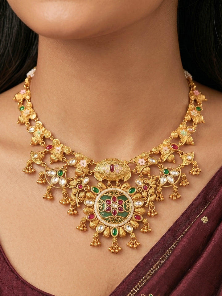 Uthpala Necklace Set