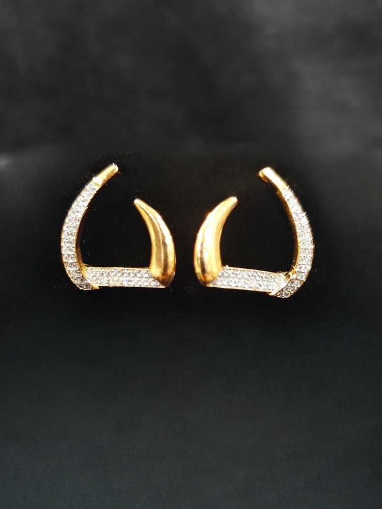 An elegant artificial diamond necklace and matching earrings. This premium artificial diamond jewelry set is perfect for special occasions, from Indian weddings to engagement parties, offering sophisticated glamour without the high price tag.