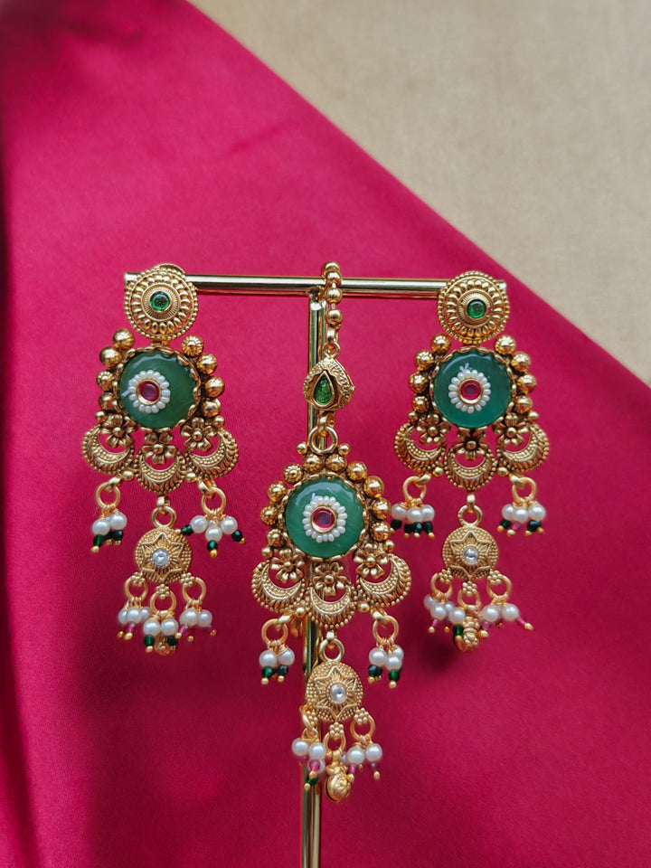 Mallikajaan Necklace Set