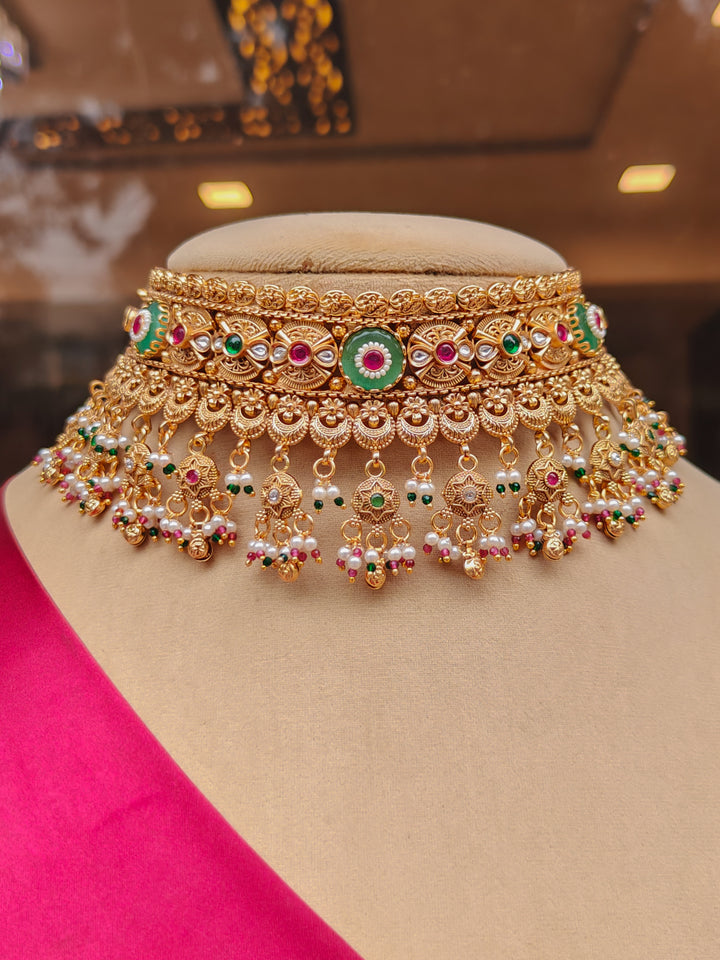 Mallikajaan Necklace Set