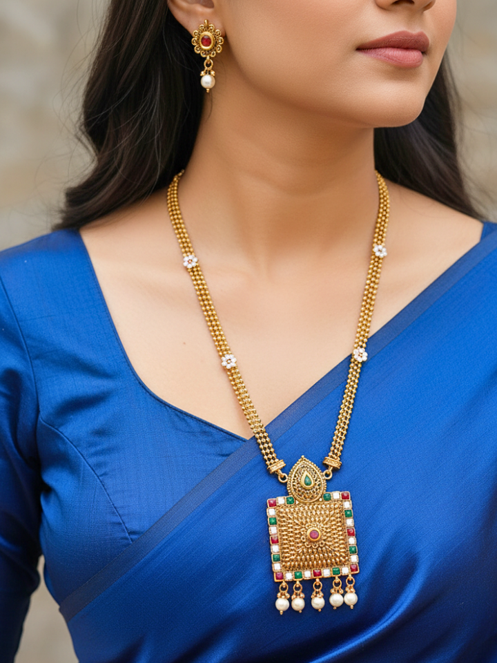 Bharti Necklace Set