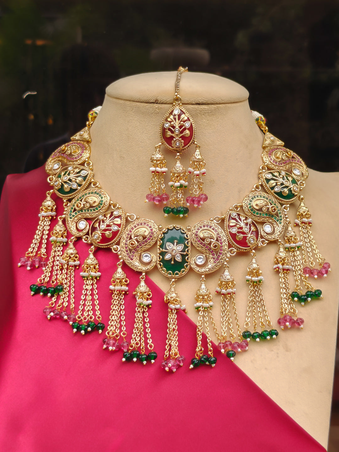 Rajnandini Necklace Set