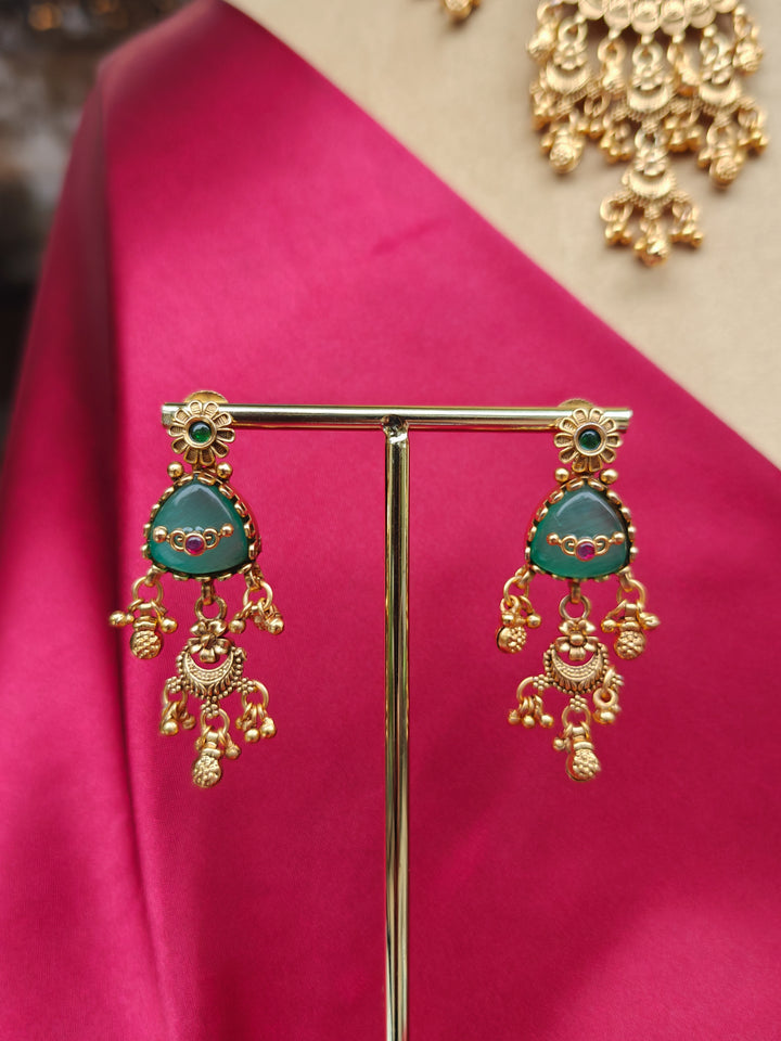 Alamzabe Necklace Set