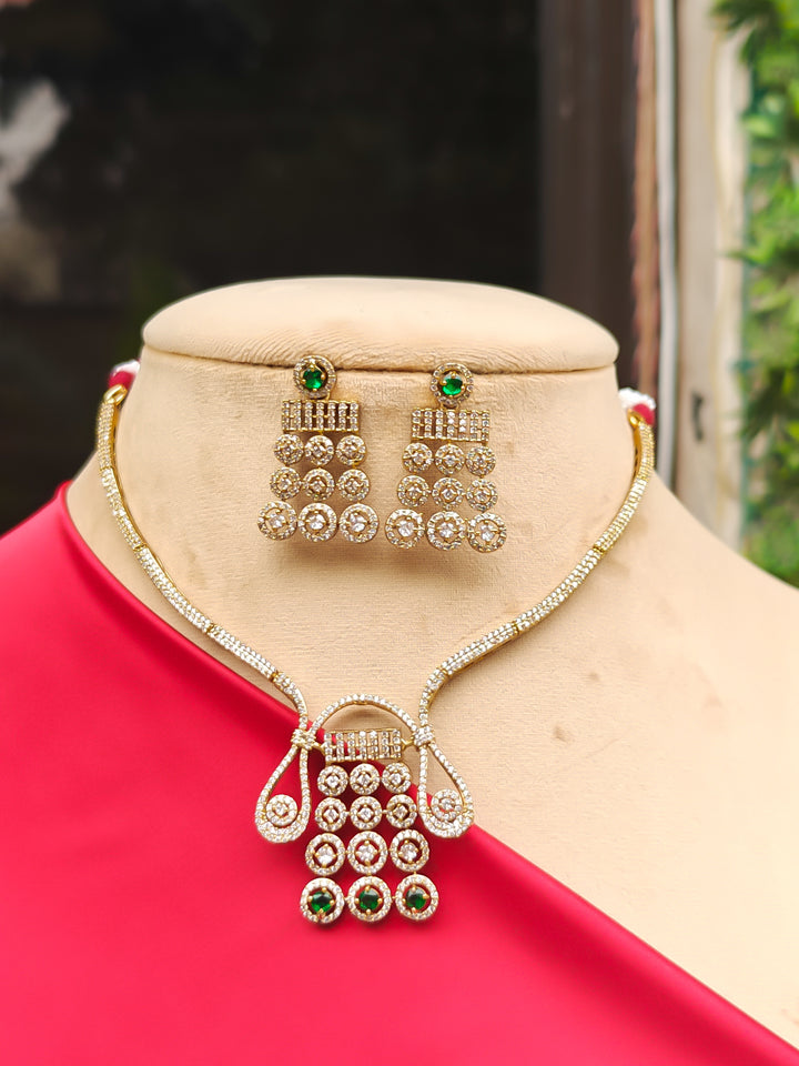 Ambroza Green Necklace Set