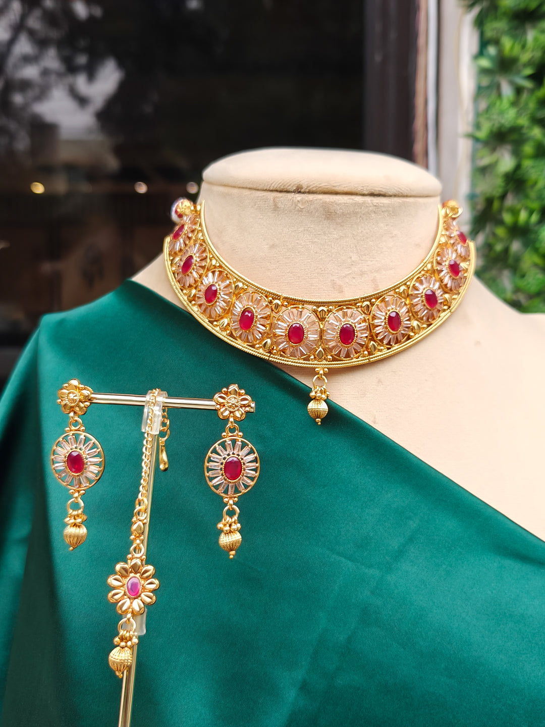 Anjana Red Choker Necklace Set