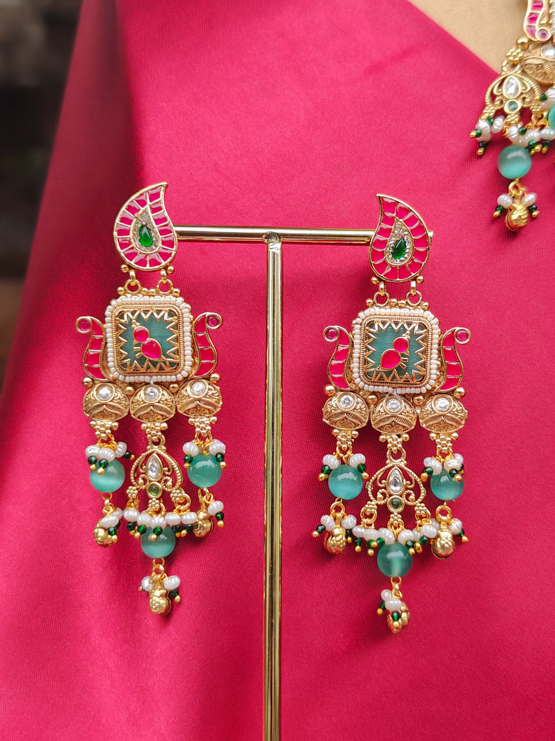 Vidyutparna Necklace Set